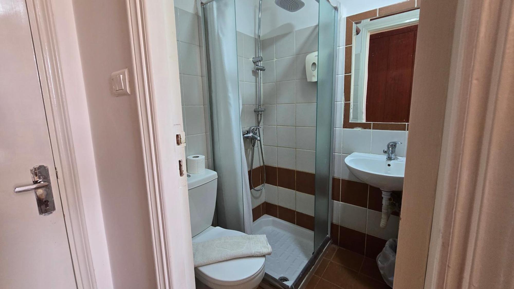 Single Room, (Rooftop, 1 Single Bed)